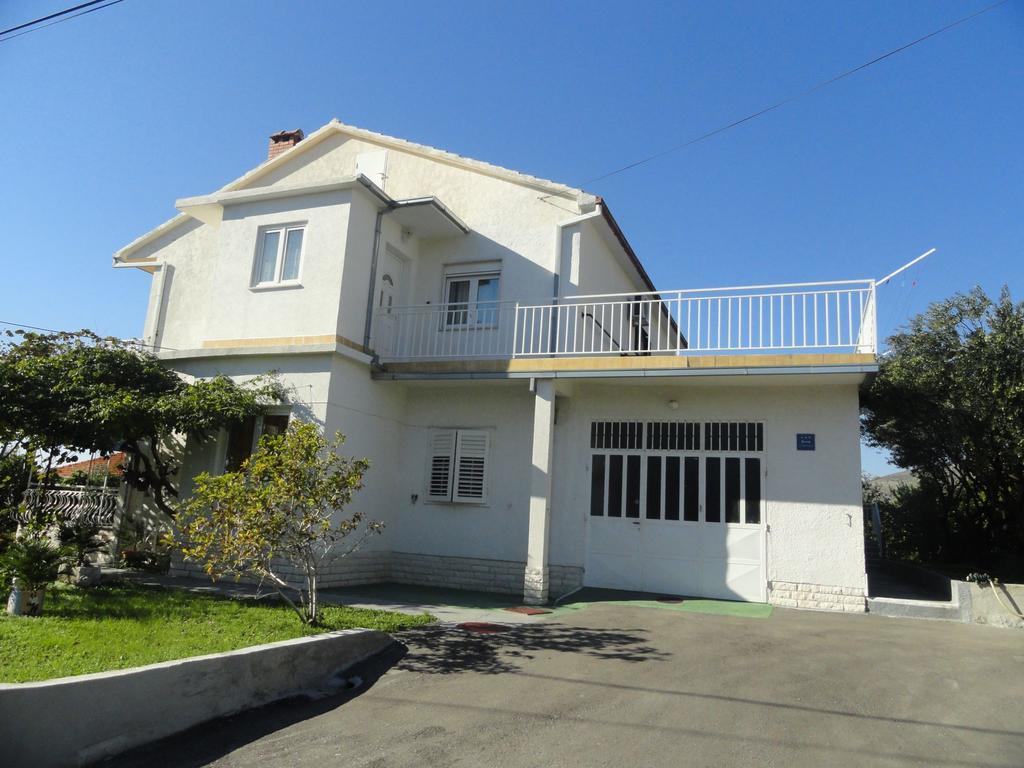 Apartment Meri Trogir Exterior photo